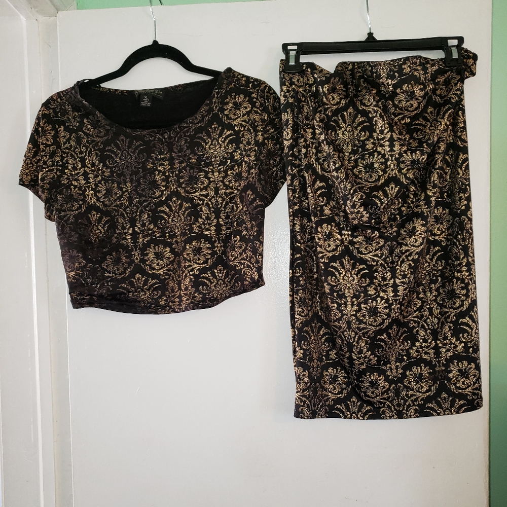 Black and antique gold 2 piece skirt and crop